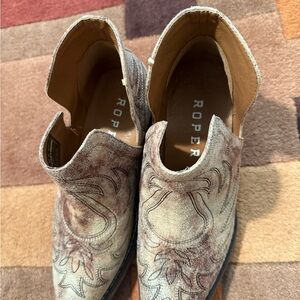 Roper Women's Tan Western Ankle Boots